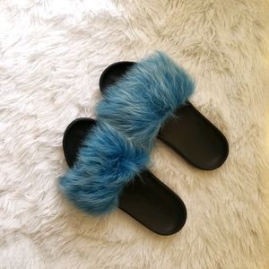 Fuzzy Ugg slides